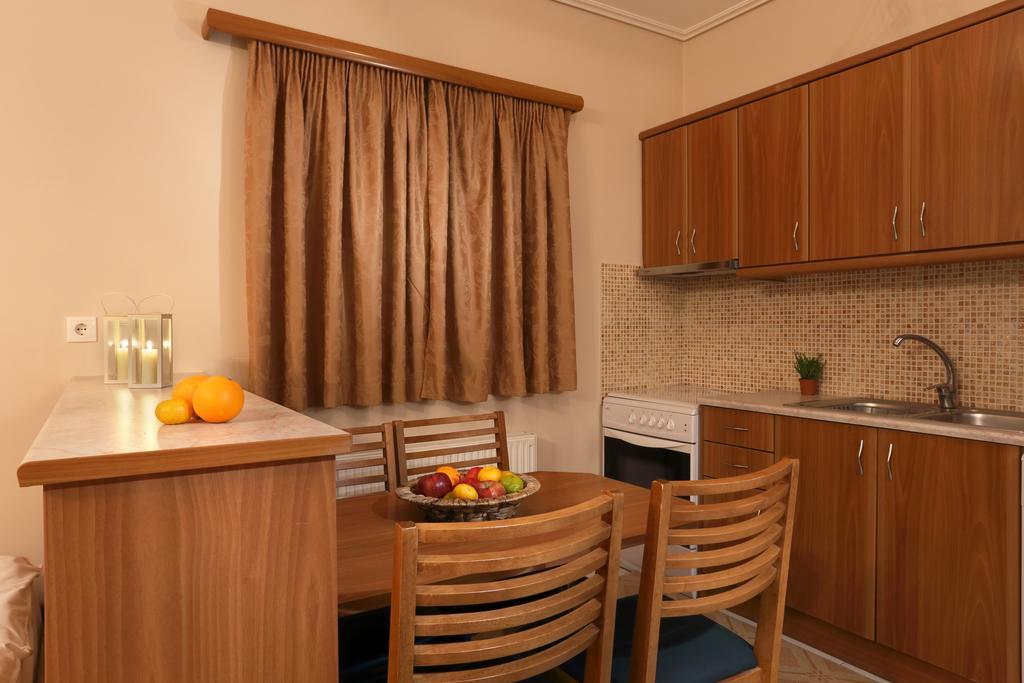 Politia Villas Каристос Стая снимка